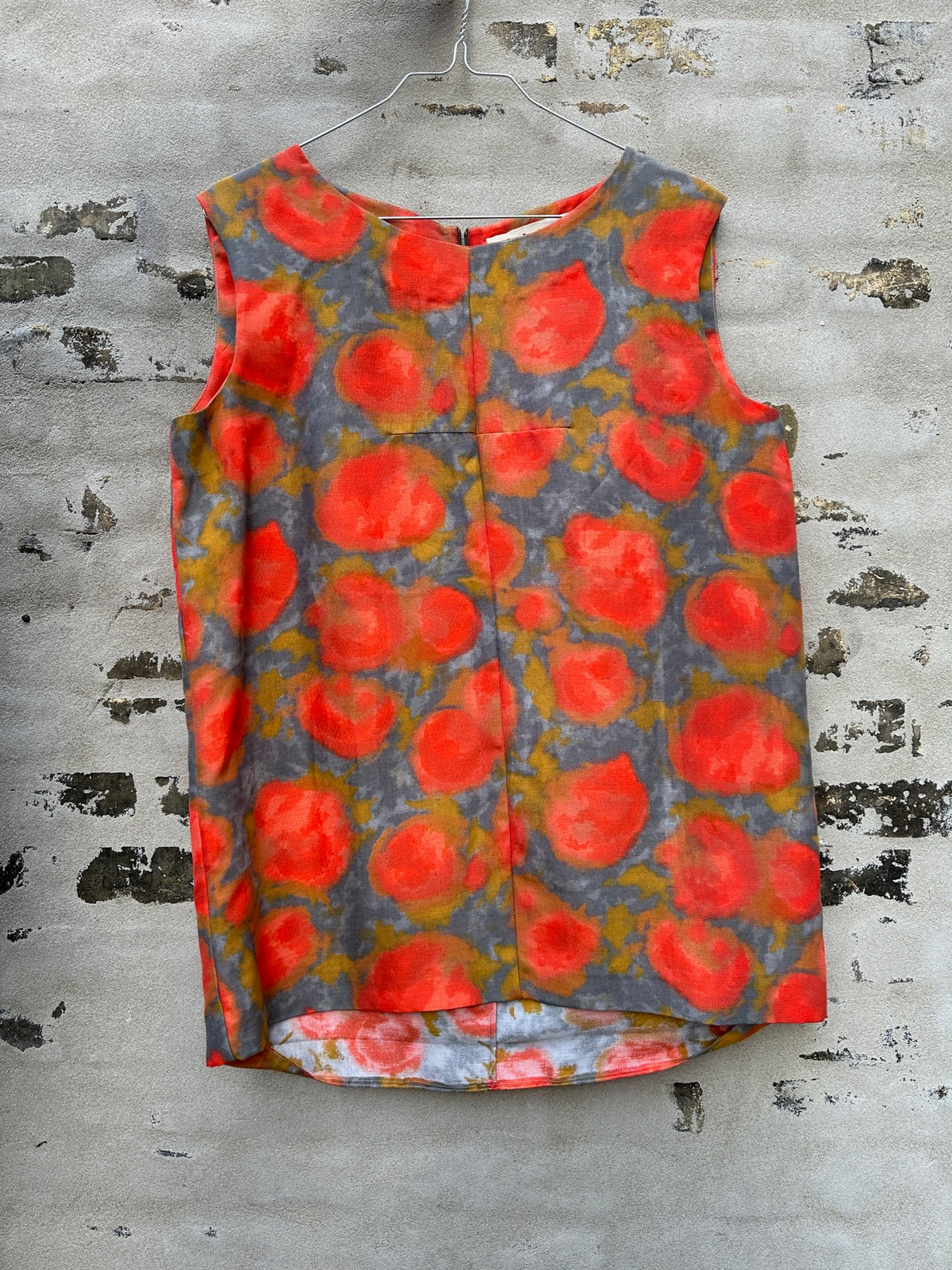 Marni top orange motiv væg