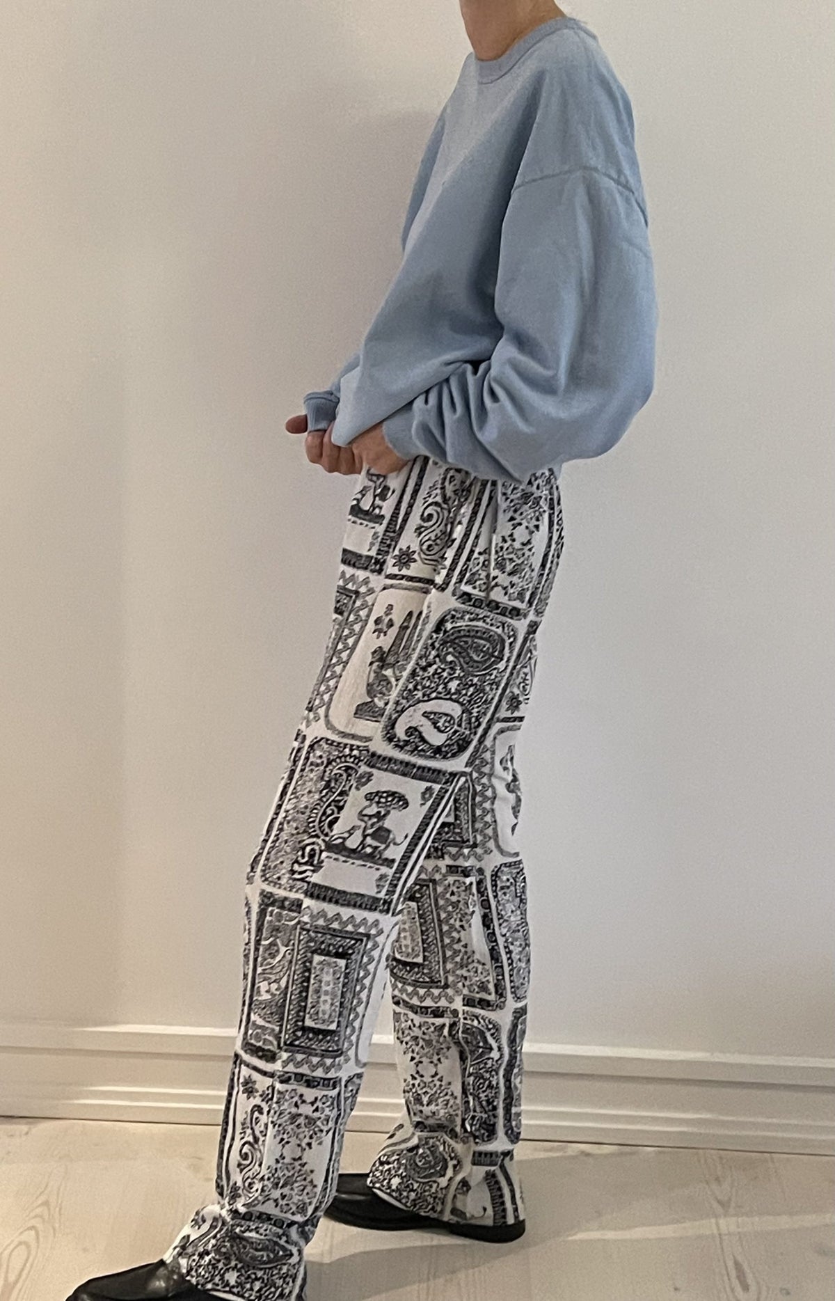 Acne Studios Bukser mønstret sort/hvid på model side