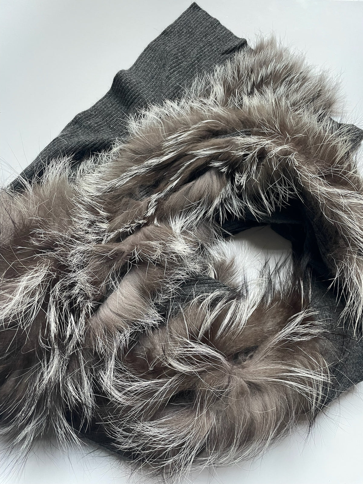 Utzon & Saga Furs Scarf