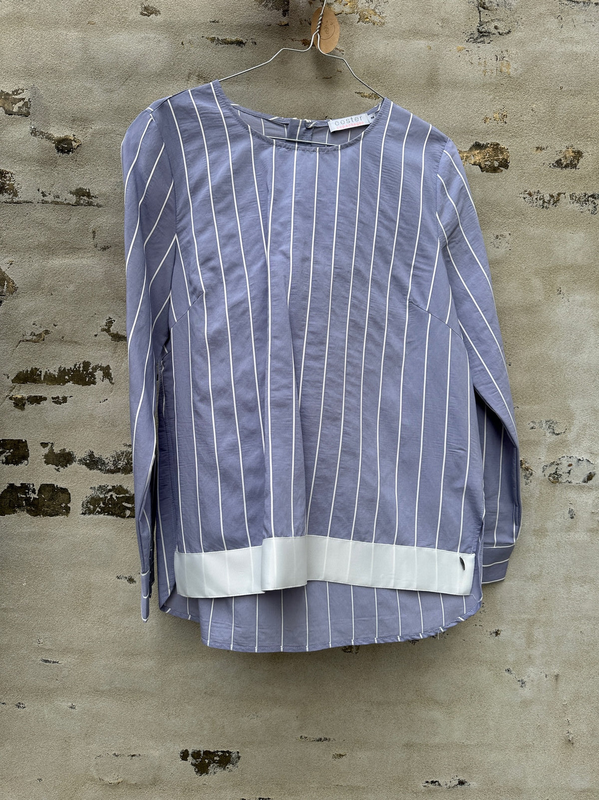 Coster bluse væg