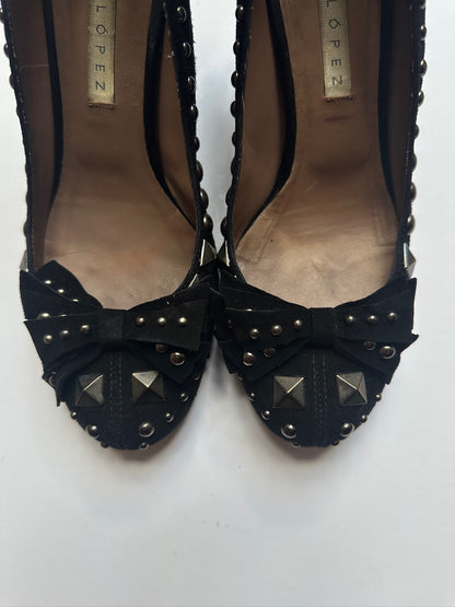 Pura Lopez Stilettos