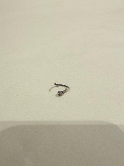 Marlene Juhl Jørgensen Mini Hoop 1 Diamond Earring