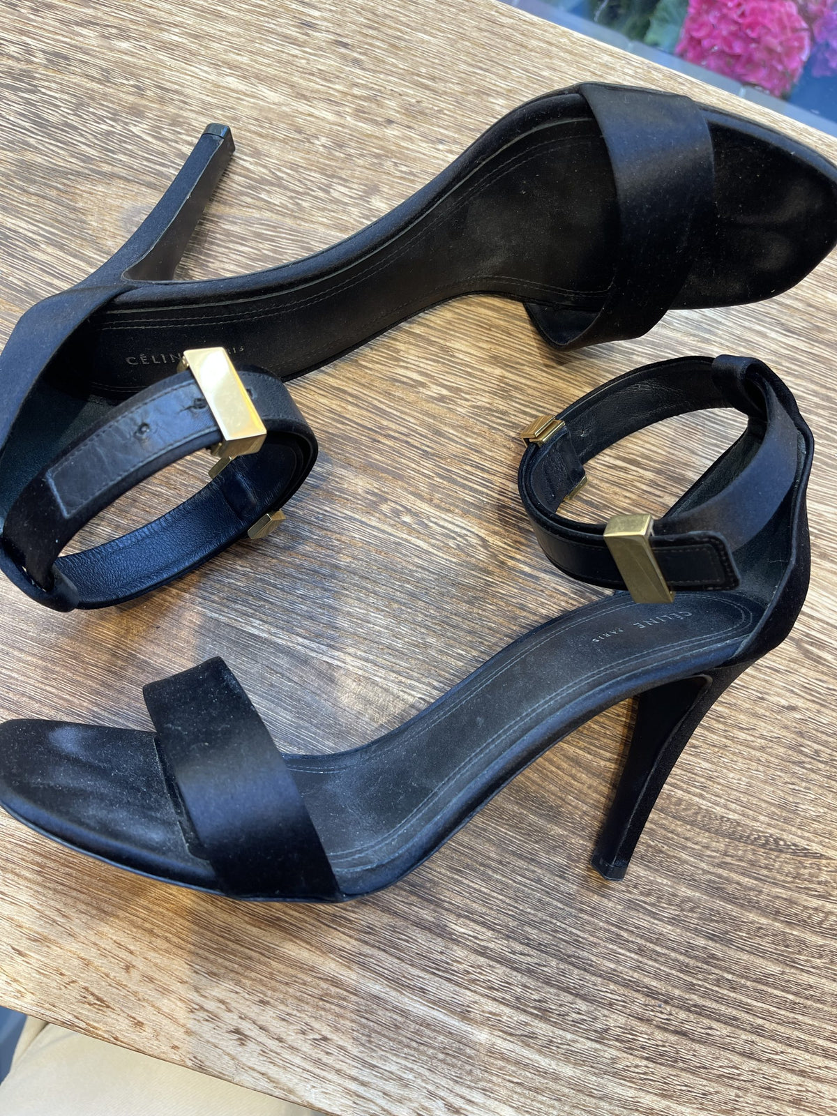 Celine stiletter sort side oppefra