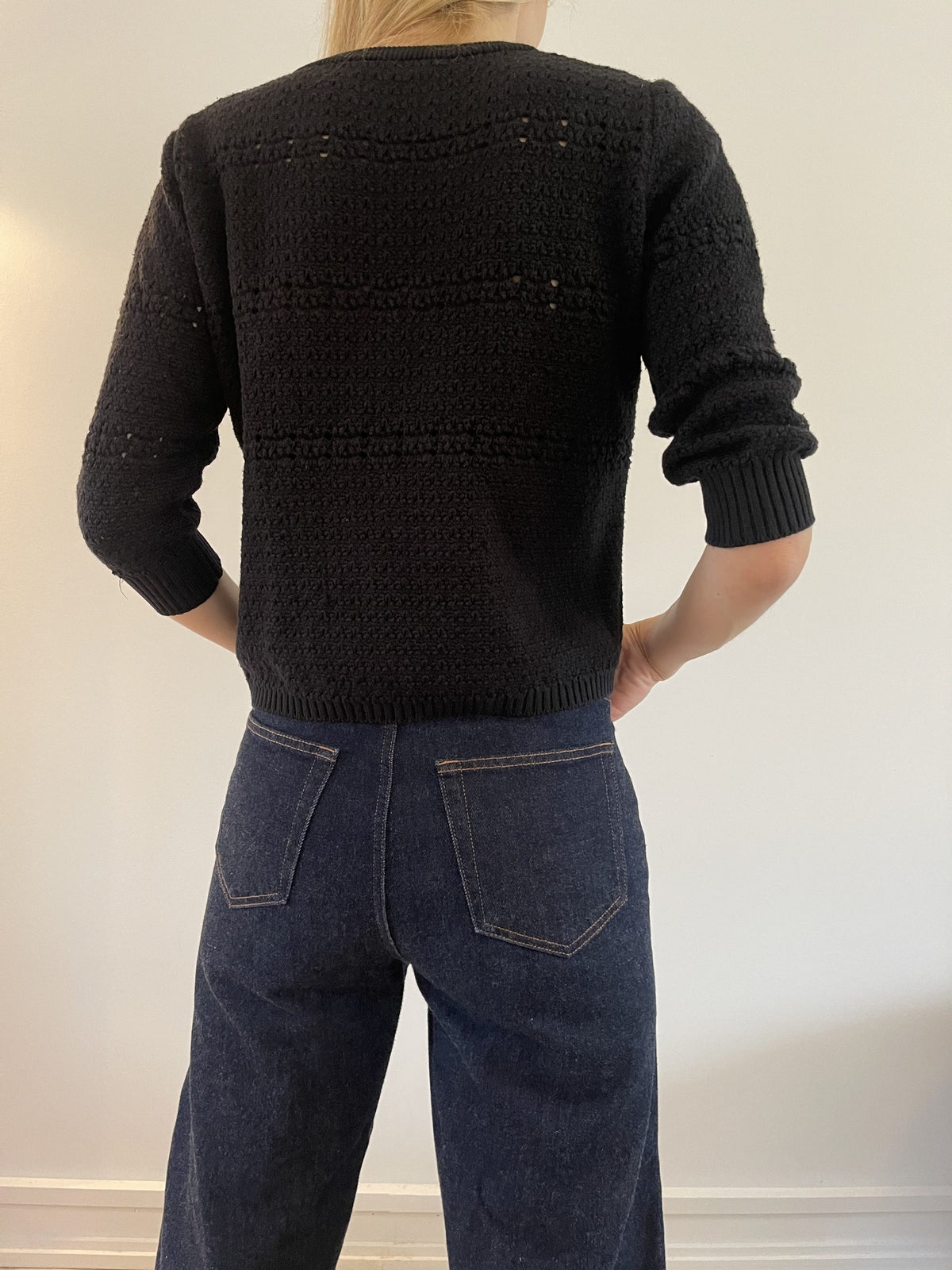 See by Chloe cardigan sort på model bagfra