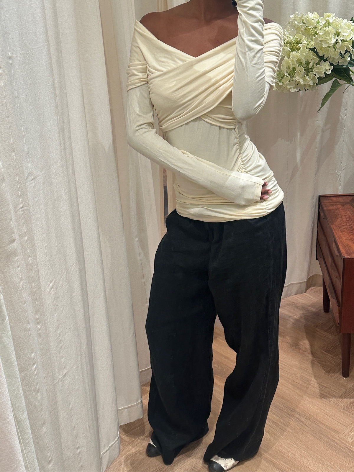 Day Birger et Mikkelsen Off-Shoulder Wrap Bluse