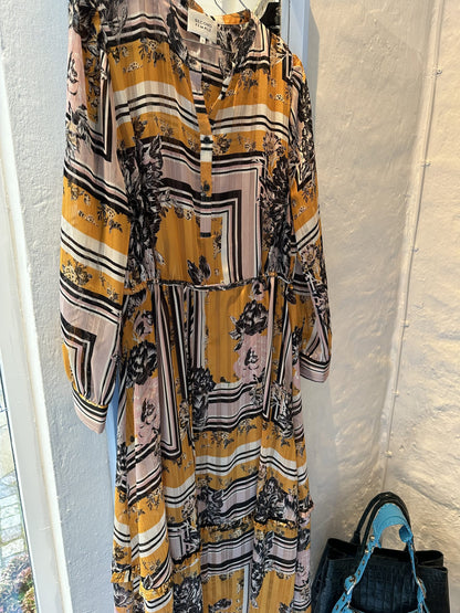 Second Female Dress