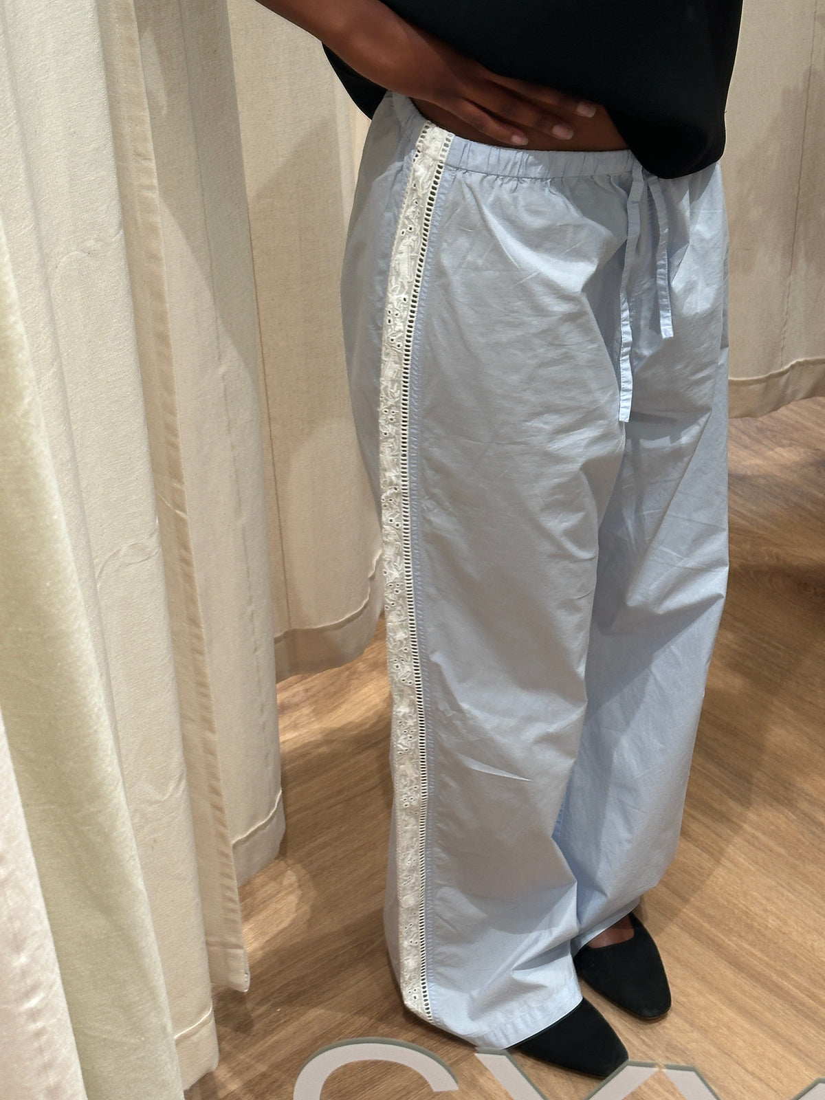Desmond &amp; Dempsey Trousers