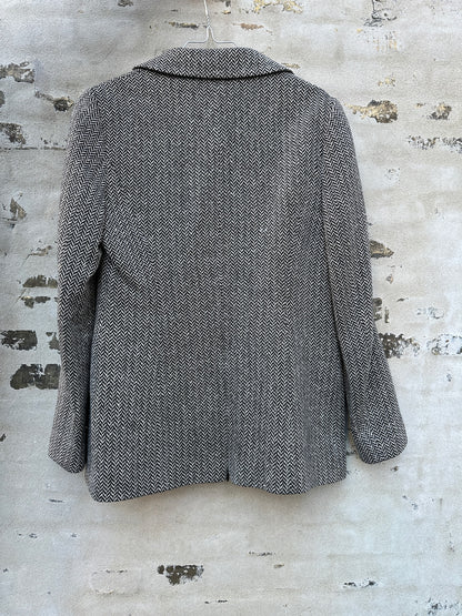 Georges Rech blazer bagfra væg