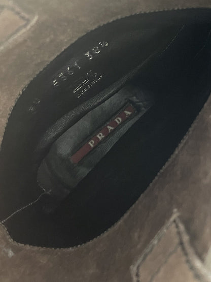 Prada støvler indeni
