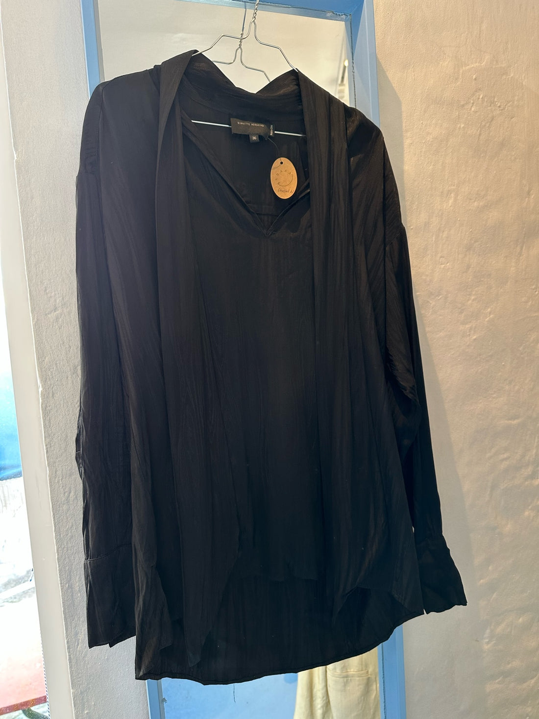 Birgitte Herskind bluse sort forfra