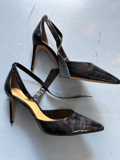 Burmese Heels