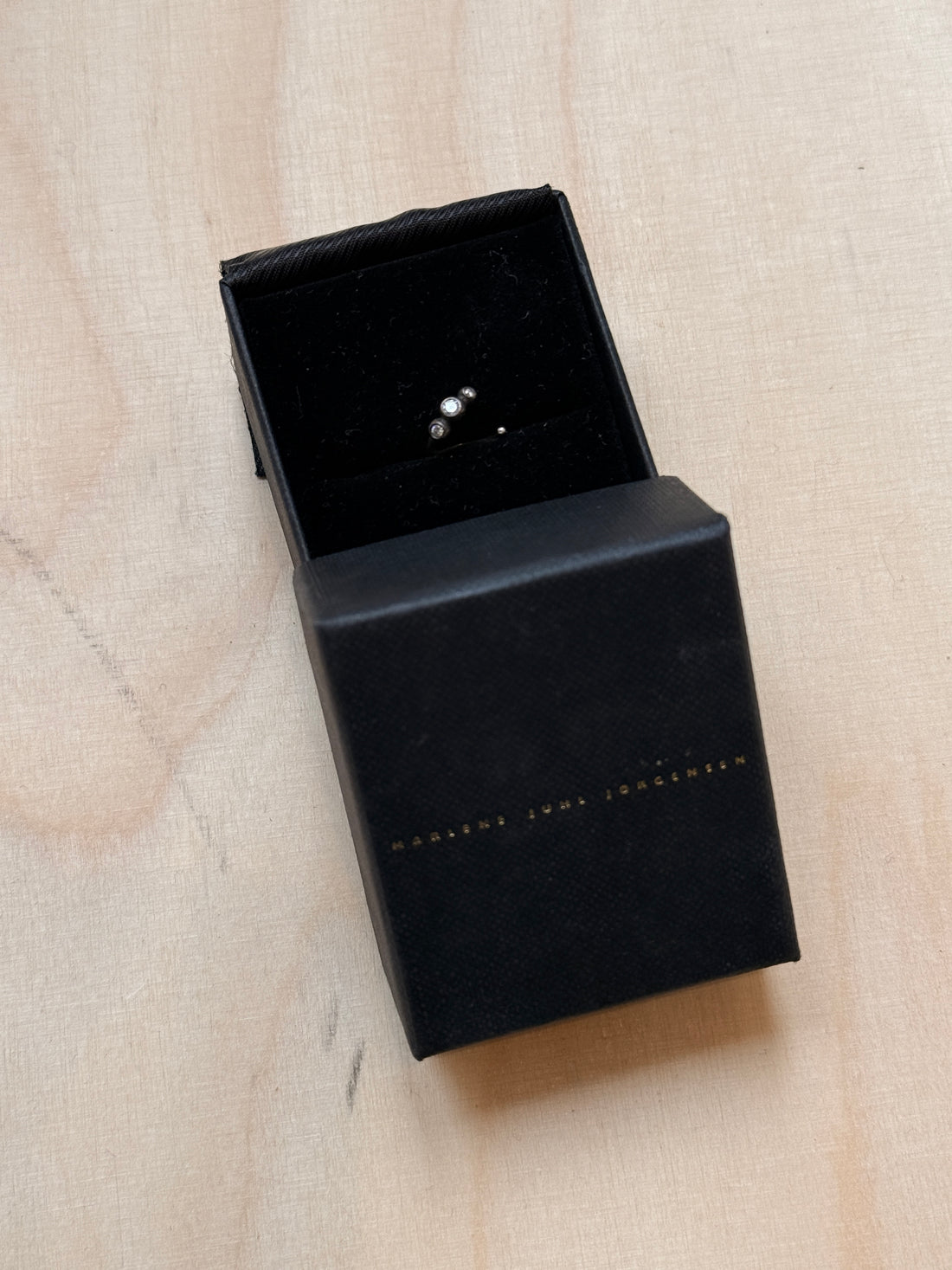 Marlene Juhl Jørgensen Mini Hoop Three Diamond Earring