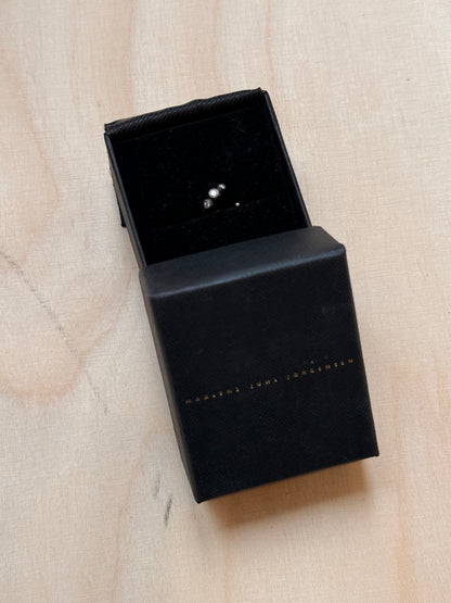 Marlene Juhl Jørgensen Mini Hoop Three Diamond Earring