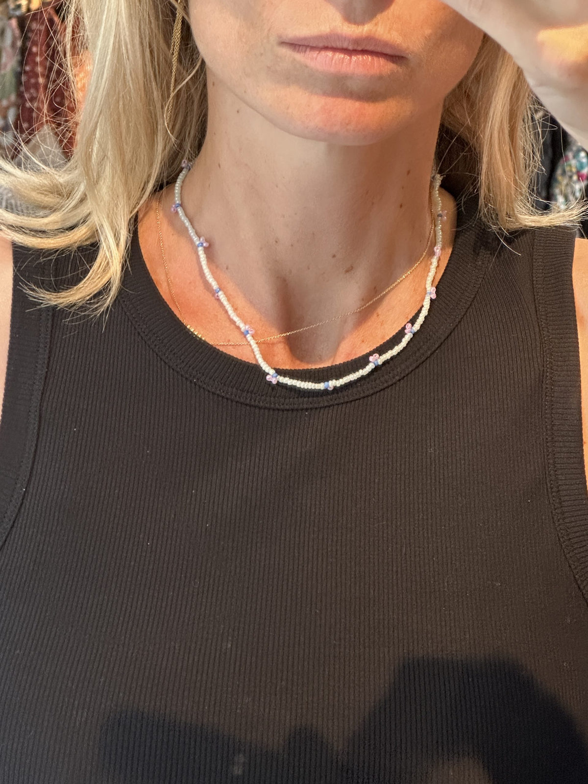 Pearl Necklace in gray with purple berries
