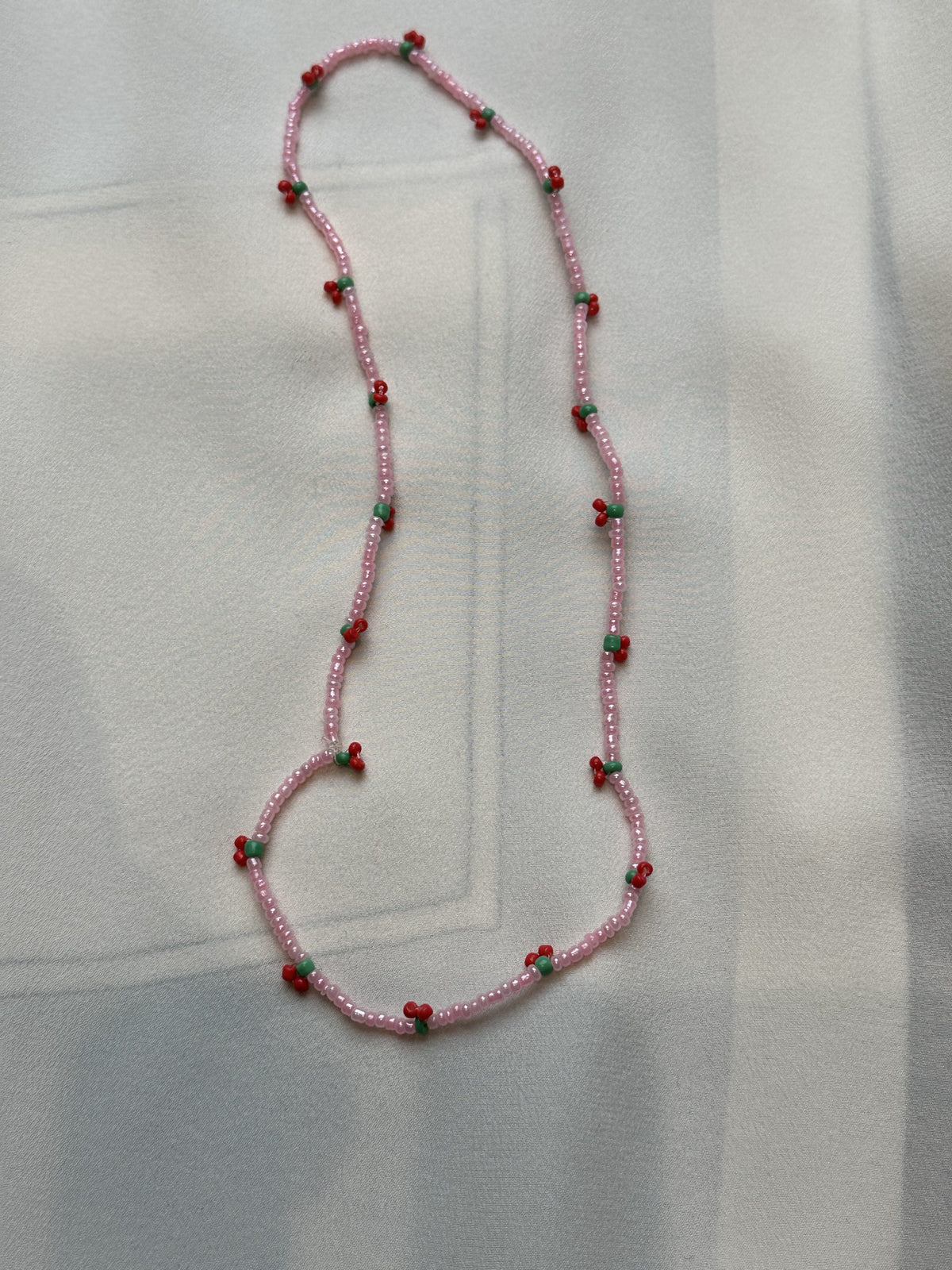 Pearl Necklace with berries in pink